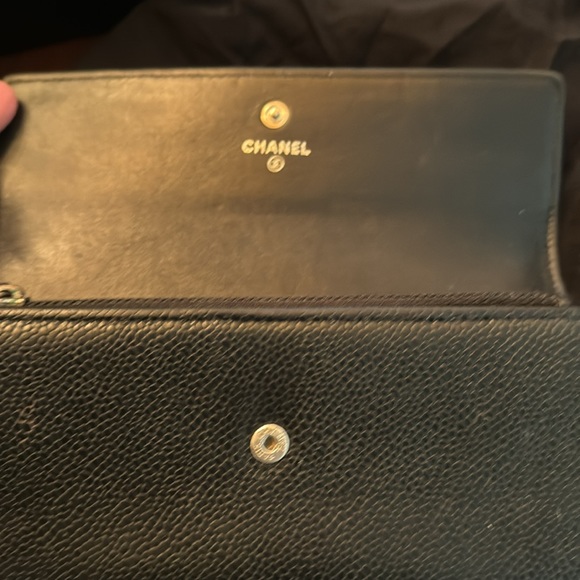 Chanel Caviar CC Large Flap Wallet in Black - Picture 3 of 12